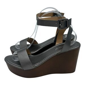 Women's Silver Strappy Ankle Wedge Sandals‎ Size 9
